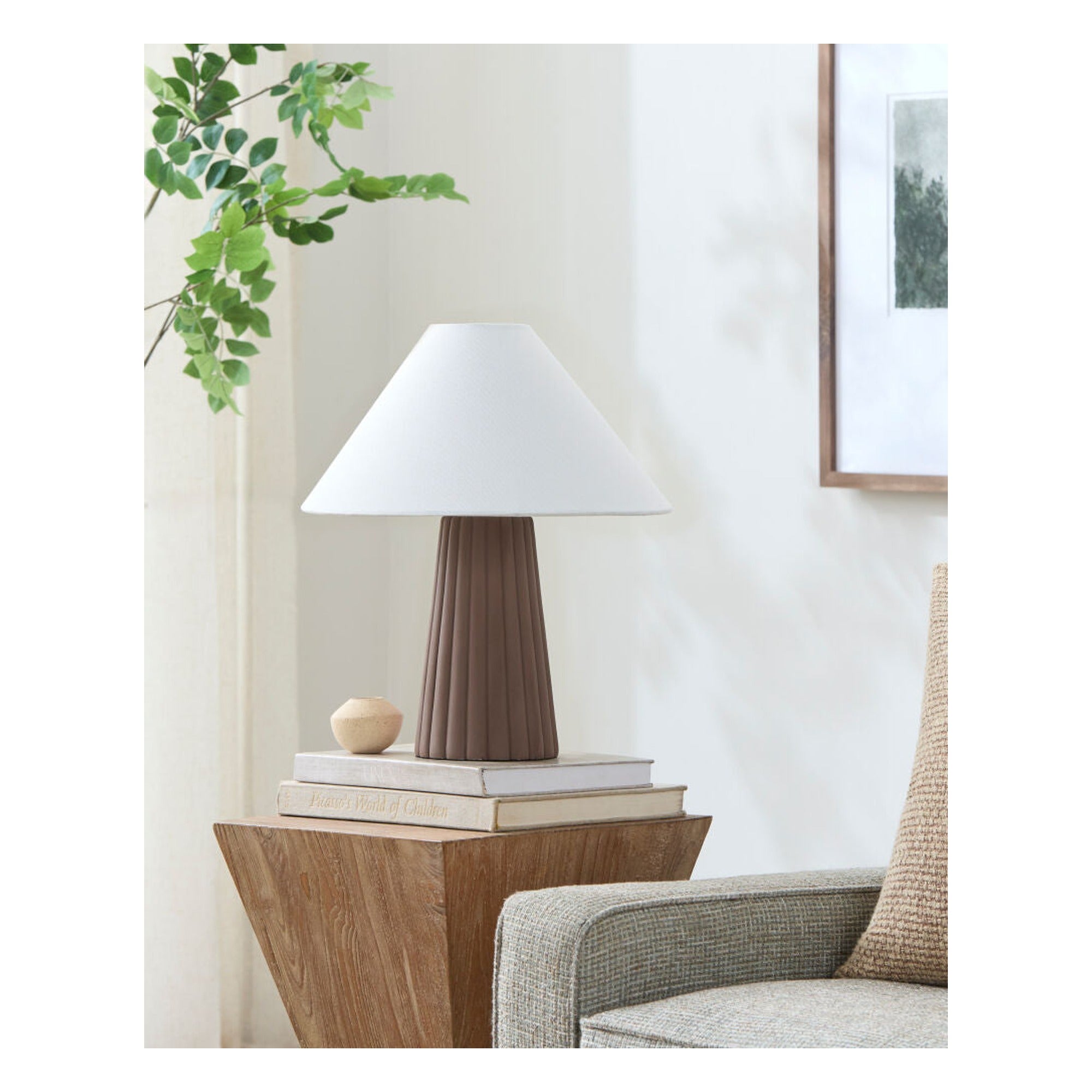 Conju Accent Table Lamp CNJ-010 - styleshot