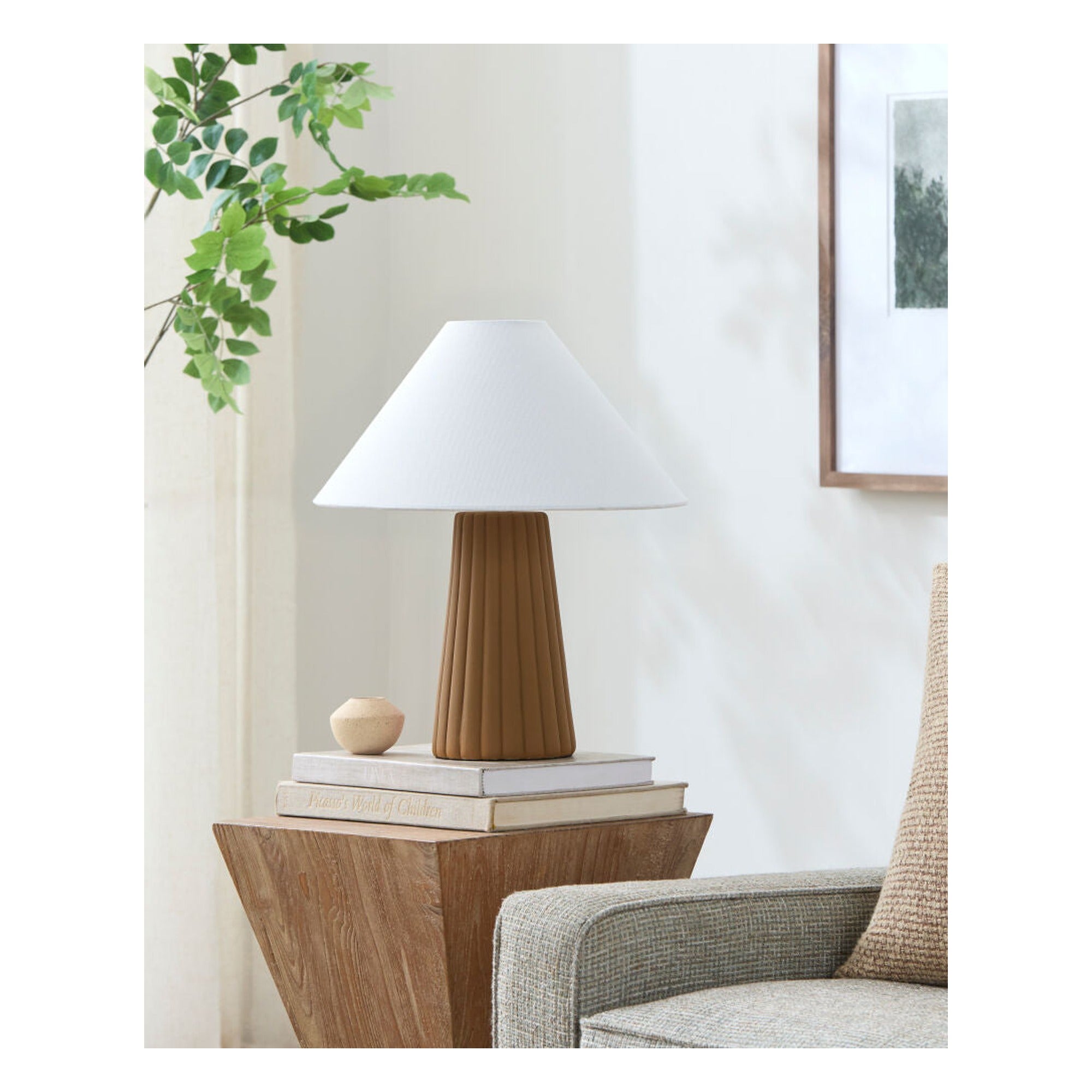 Conju Accent Table Lamp CNJ-012 - styleshot