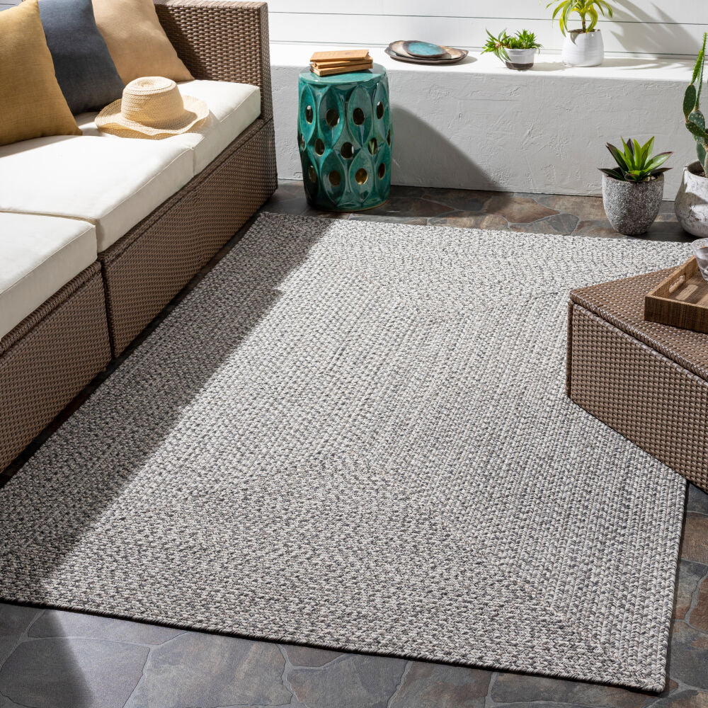 Chesapeake Bay Black/Cream Machine Woven Rug - roomscene