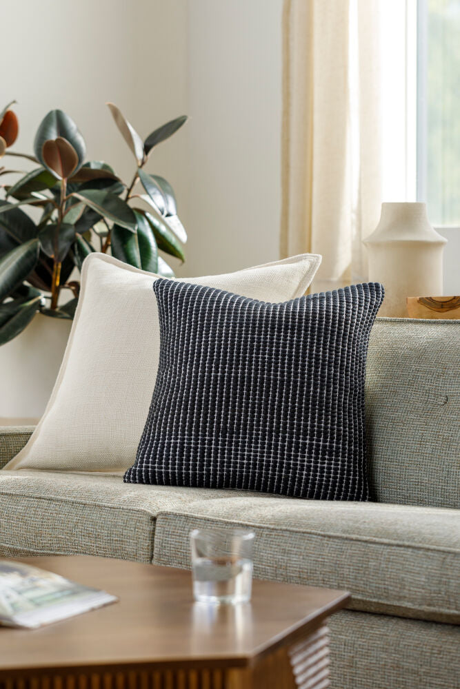 Chunky Grid Lumbar Pillow CUG-001 - styleshot