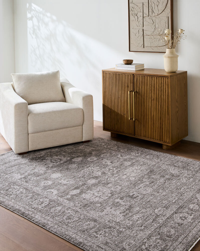Cyrus Light Gray/Medium Green Machine Woven Rug - roomscene