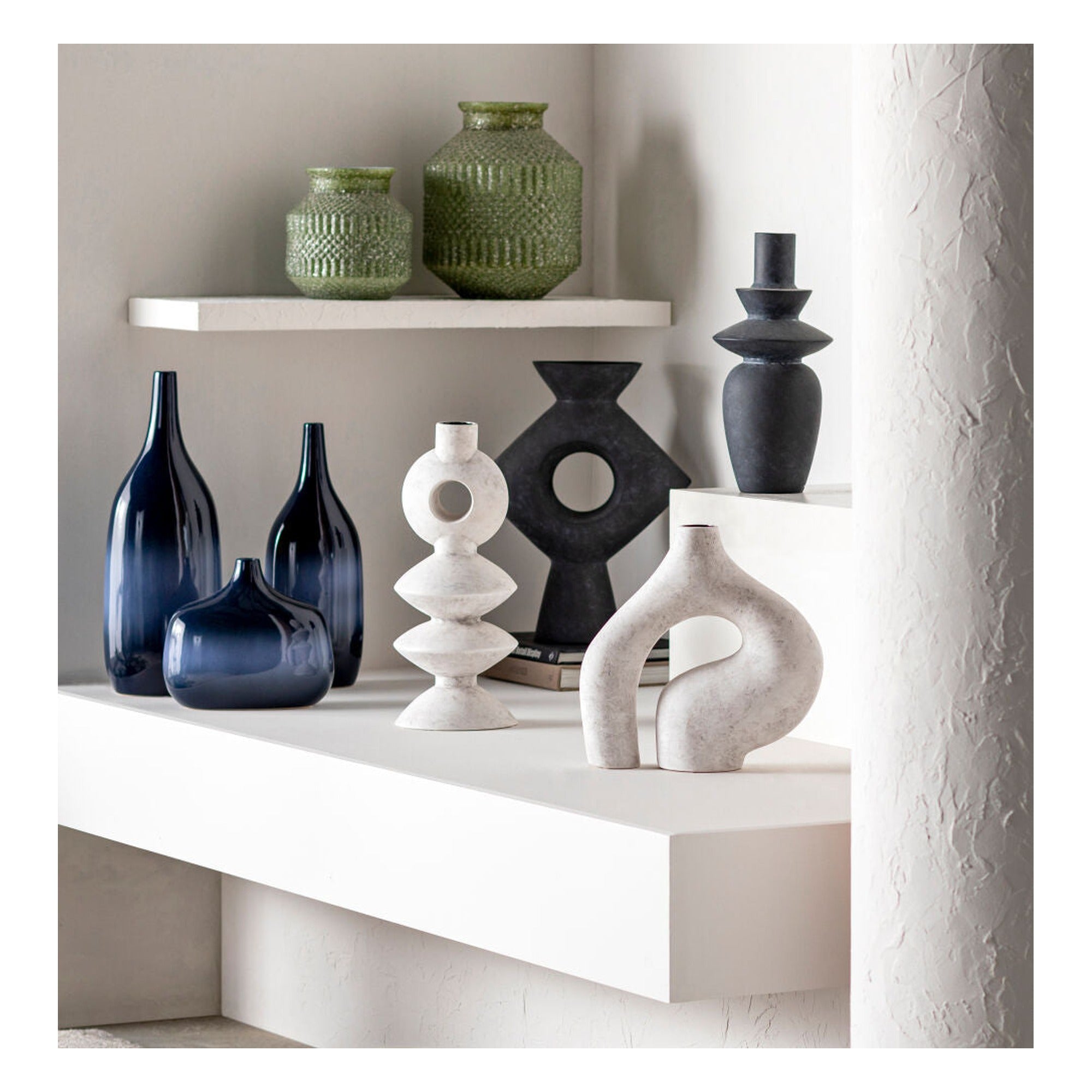 Catalana Vase CTA-002 - styleshot