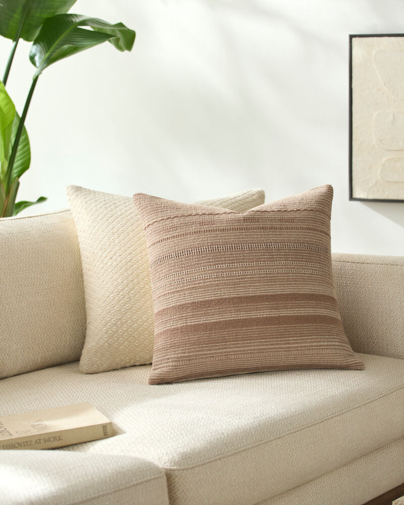 Dalton Accent Pillow DNO-001 - styleshot