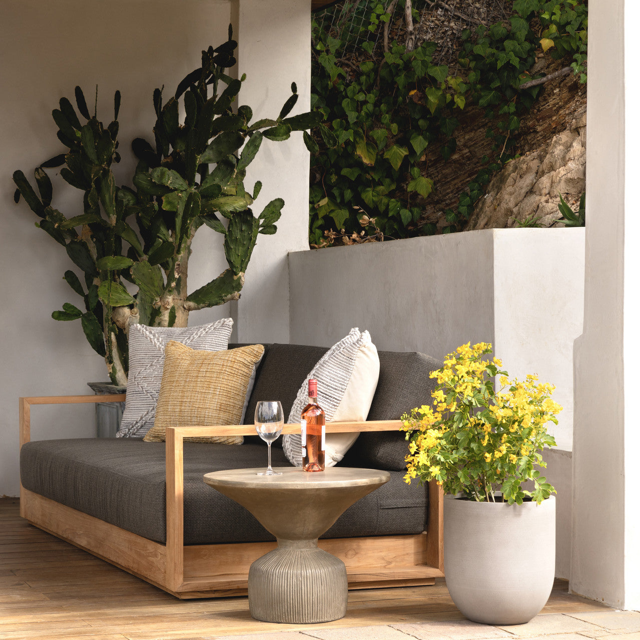 Kavala Outdoor Side Table 24"