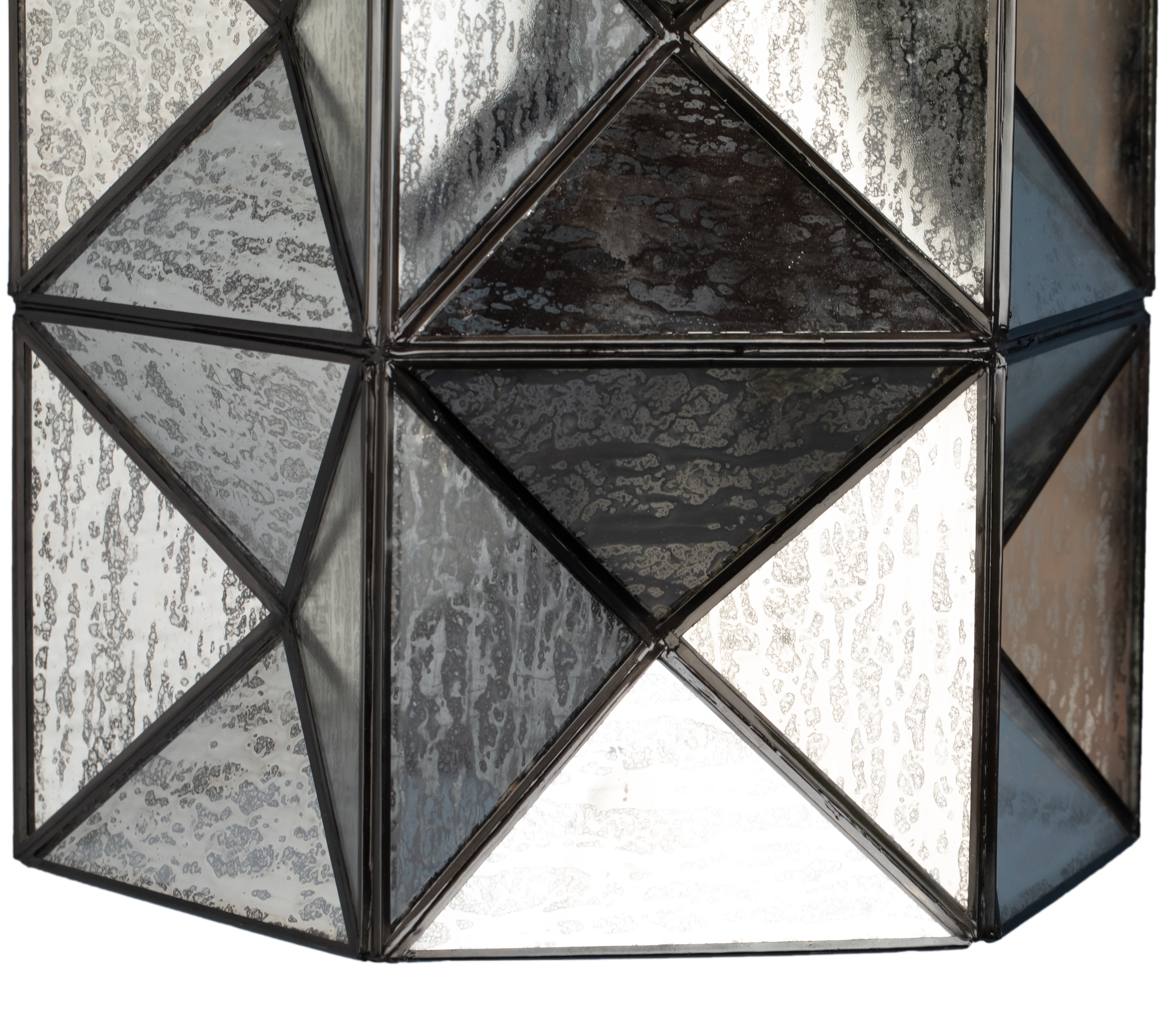Sandy Pyramid Lamp
