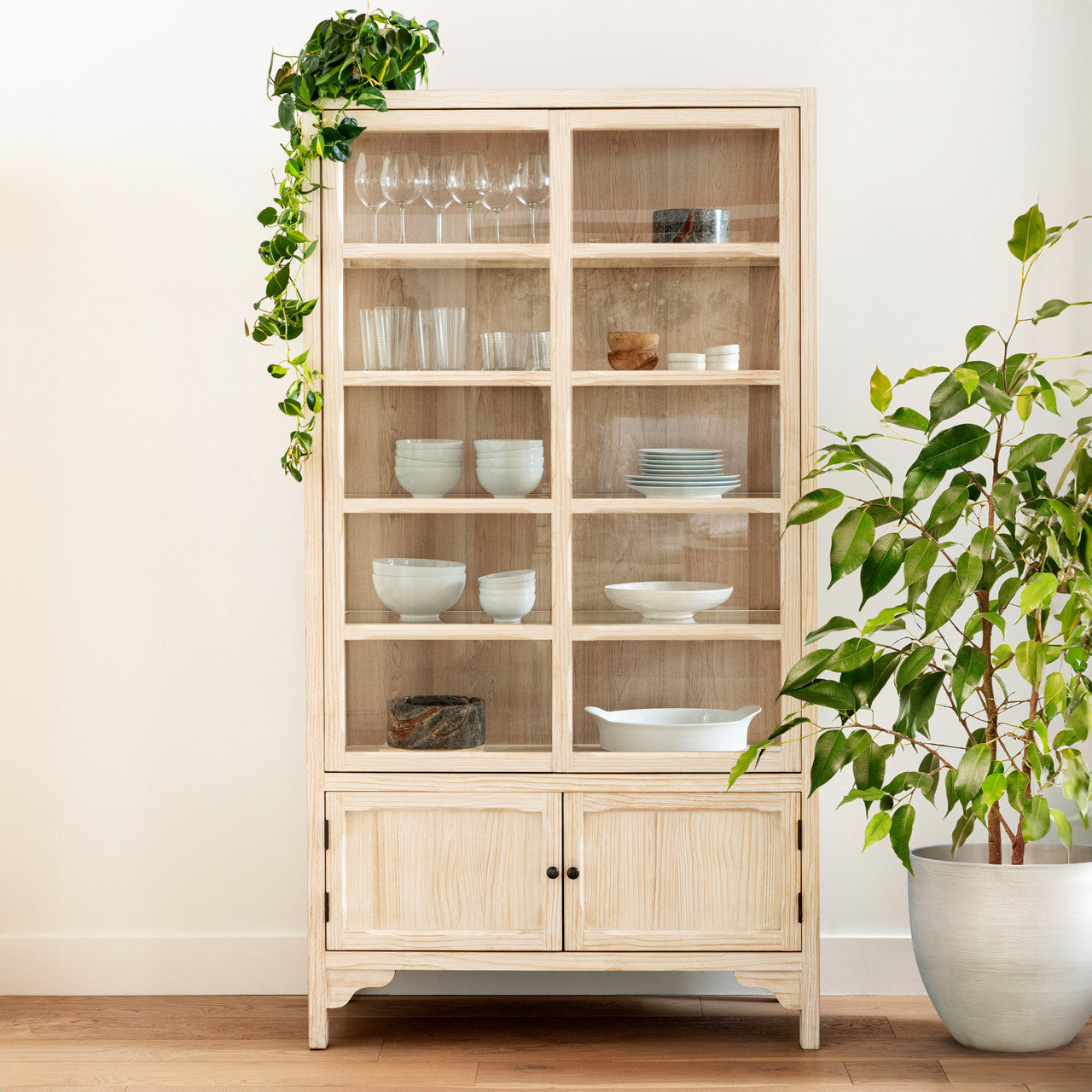 Quentin Cabinet 45"