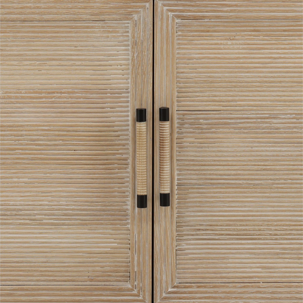 Isla Cabinet 40"