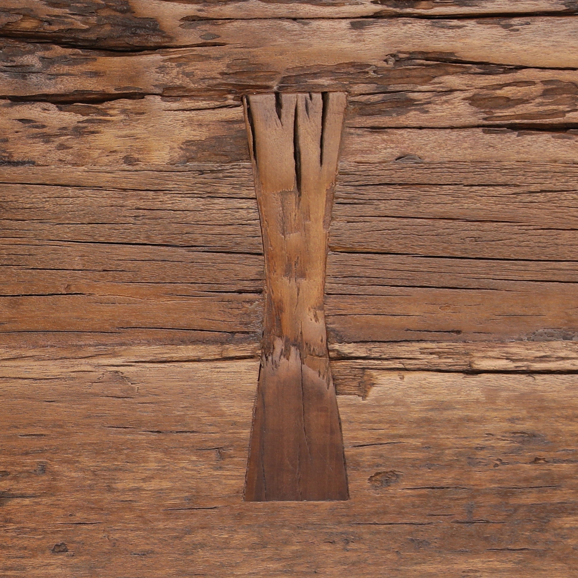 Corvella Bench