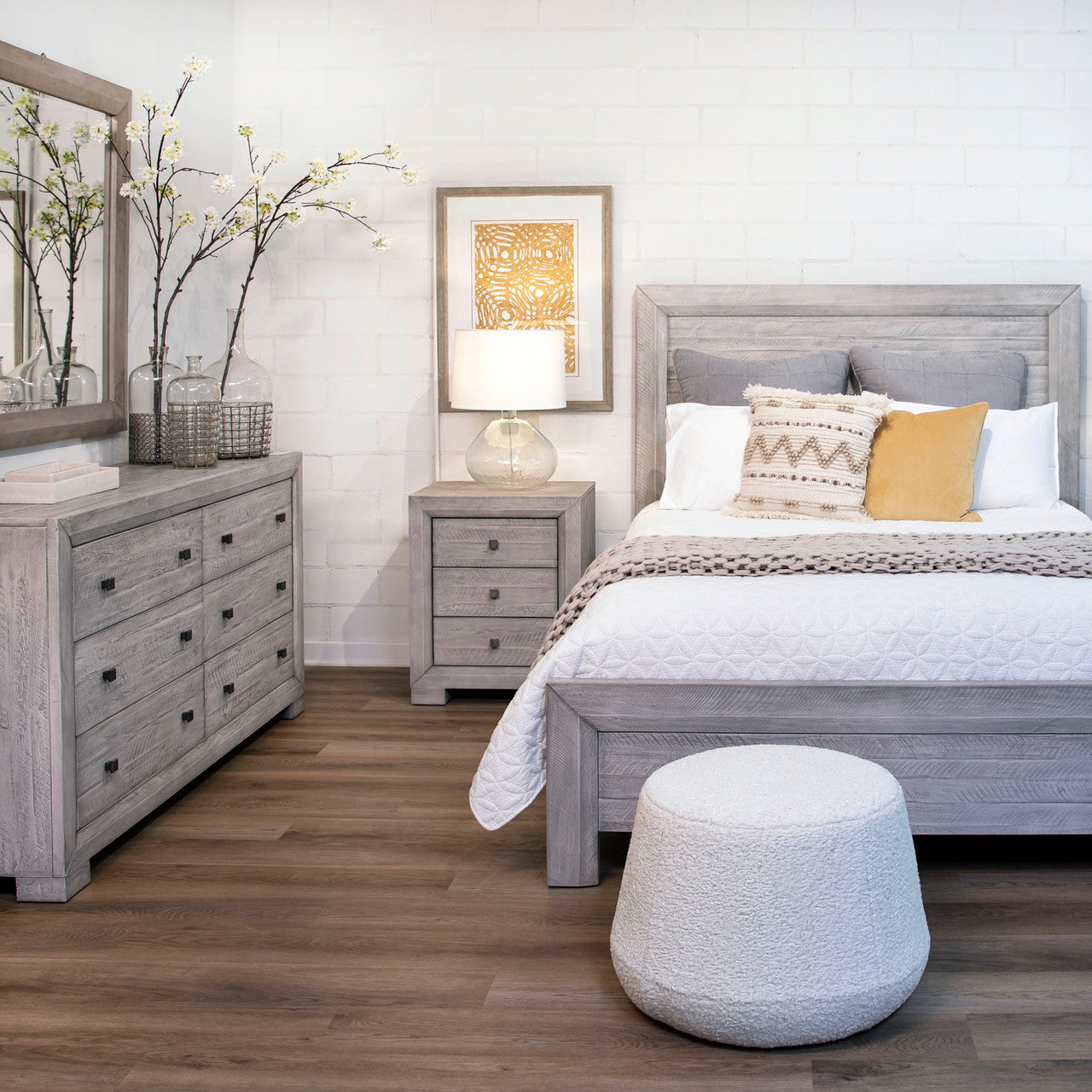 Clancy Bed 66"