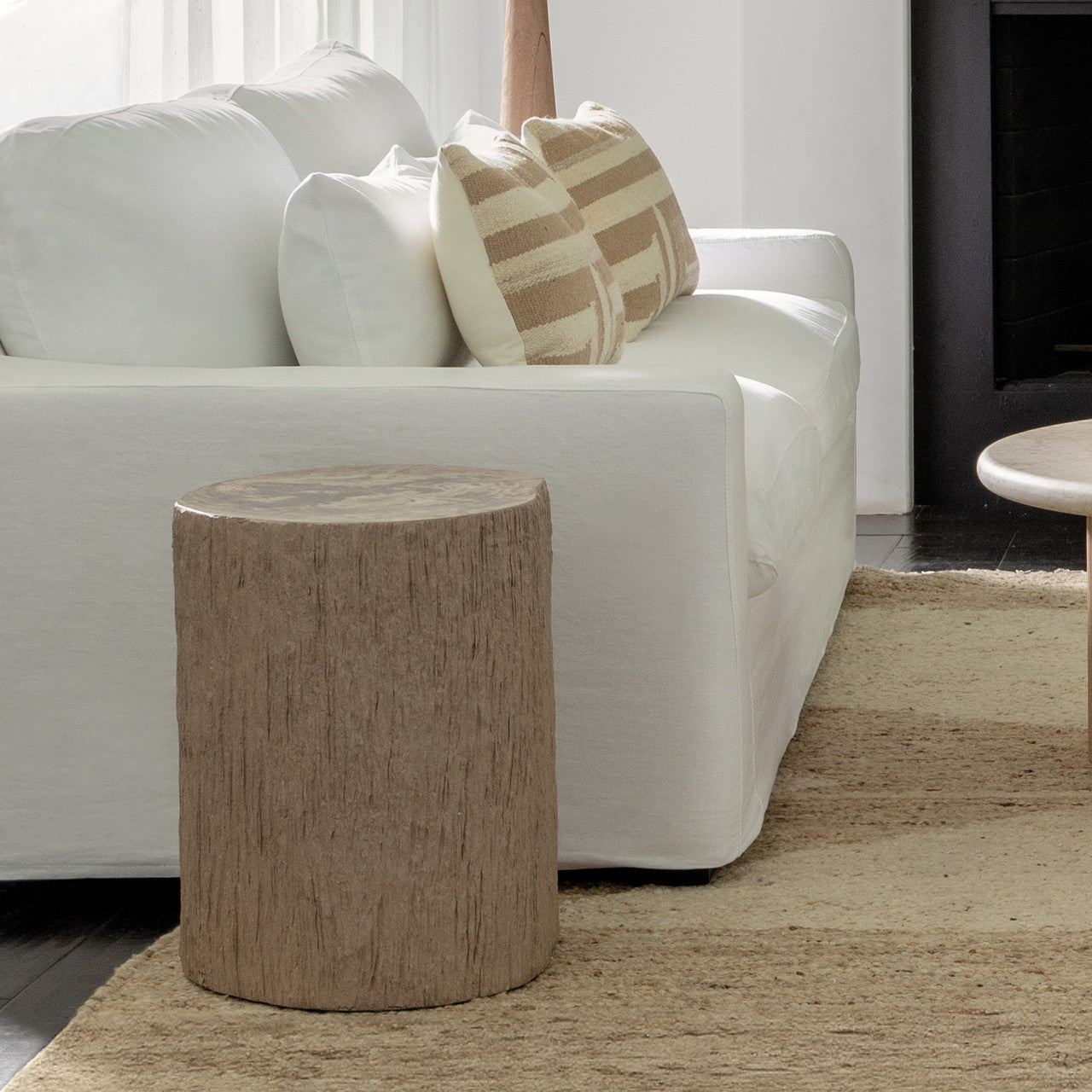 Harbor Side Table 18"