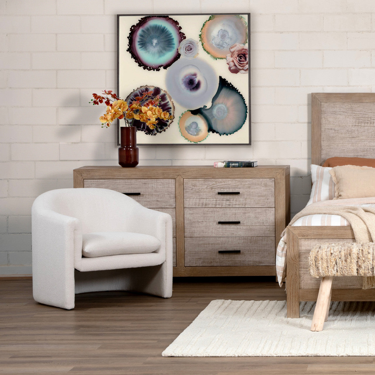 Alda Occasional Chair 33"