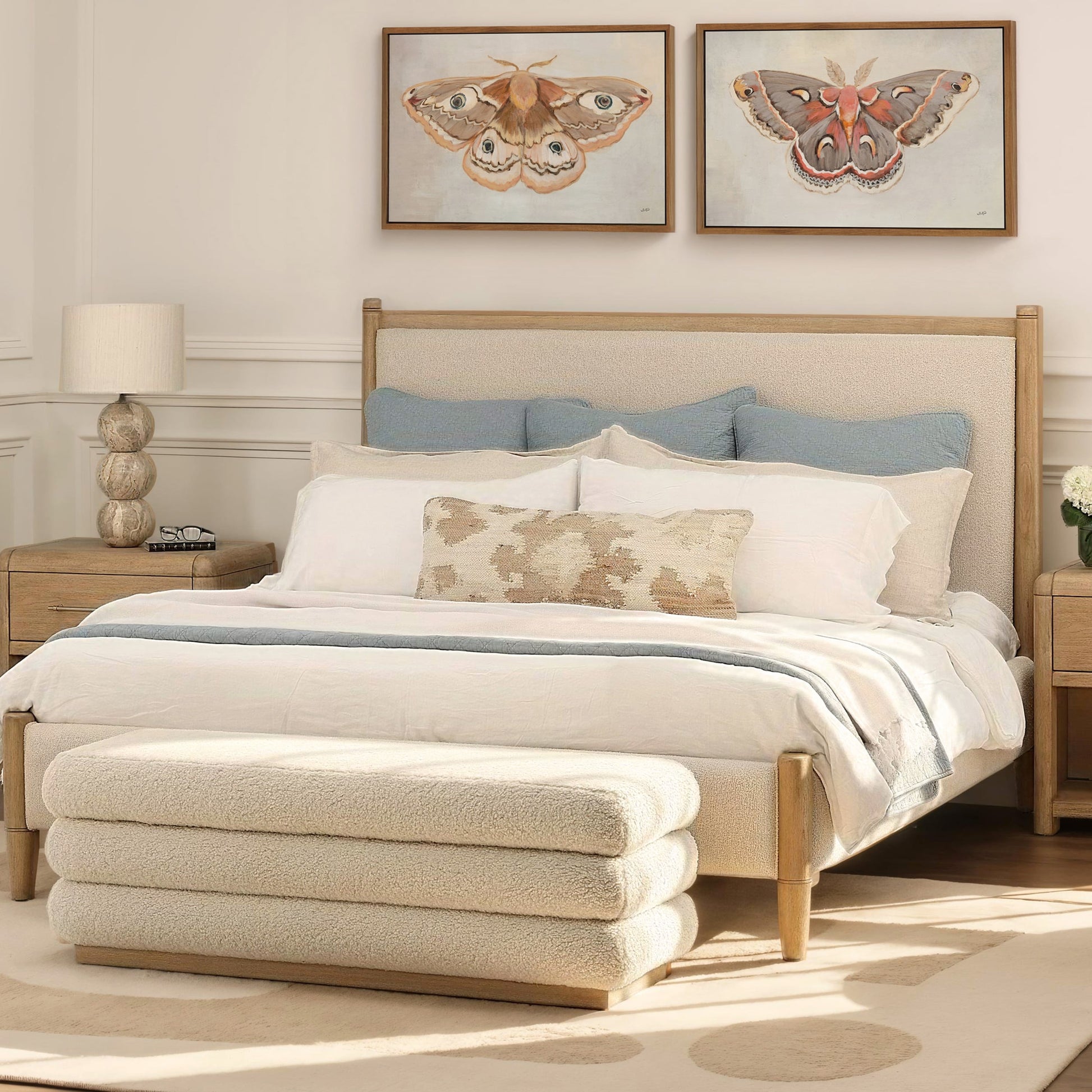 Aura Storage Bench