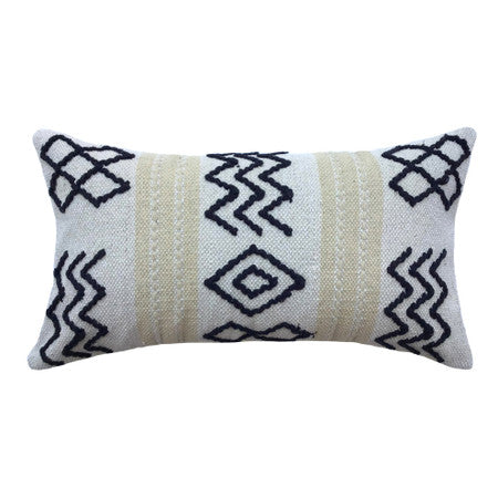 Kaarlo Pillow 14"