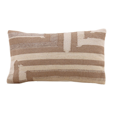 Saela Pillow 24"