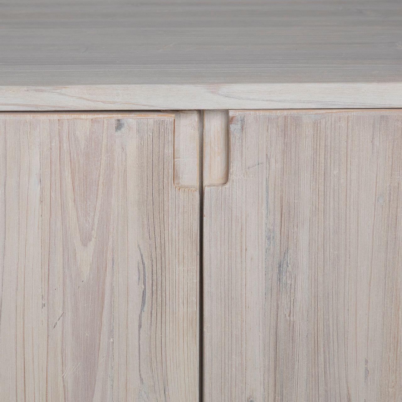 Torre Sideboard 109"