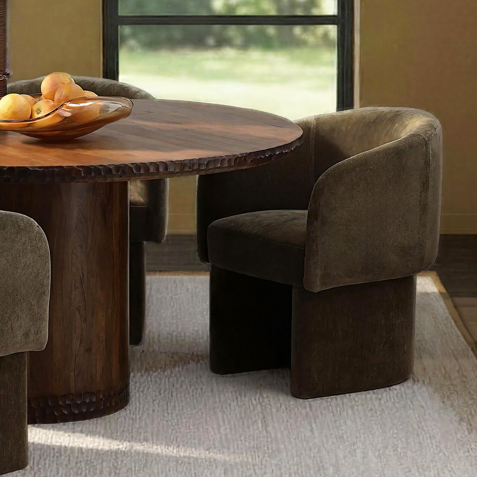 Ynes Dining Chair