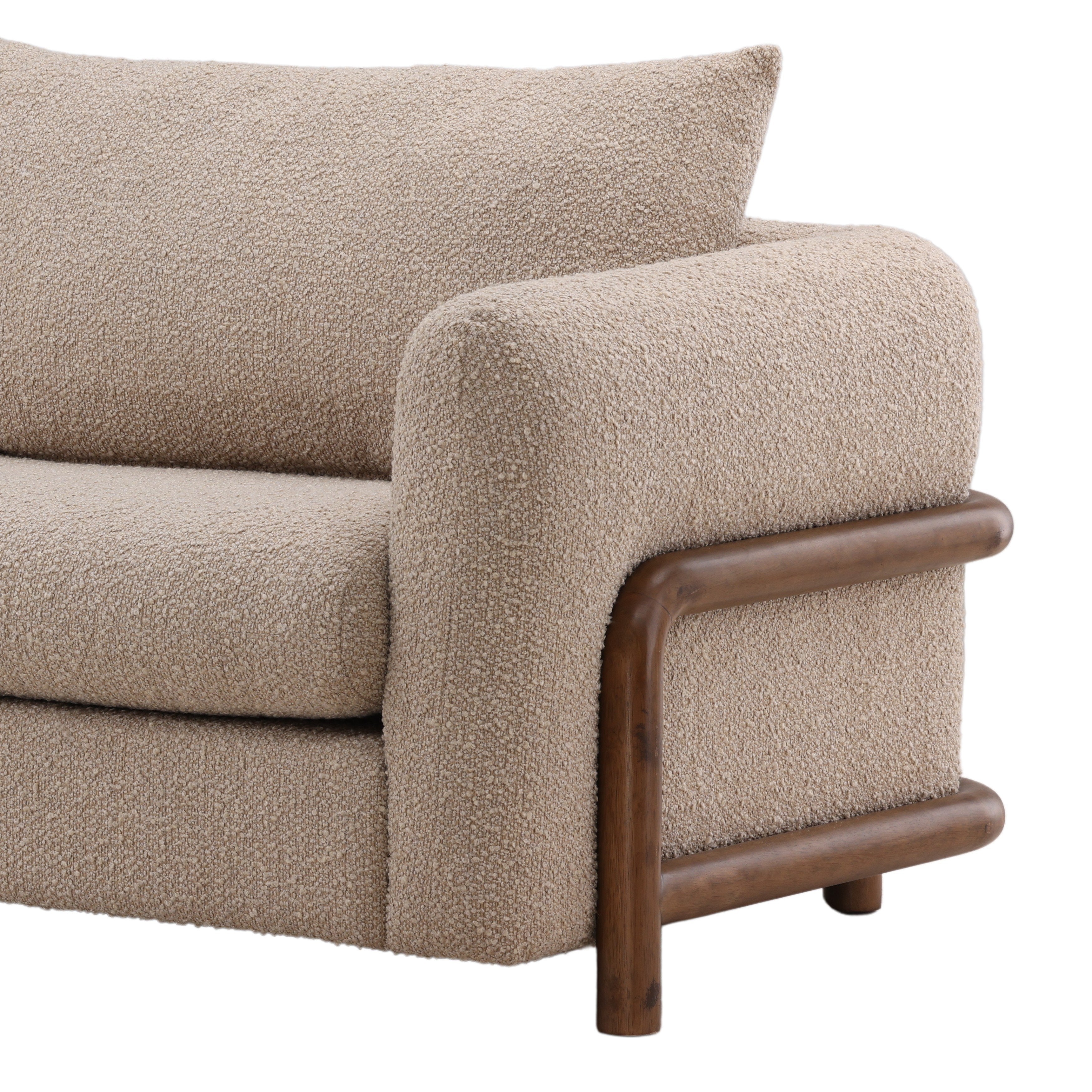 Esai Sofa
