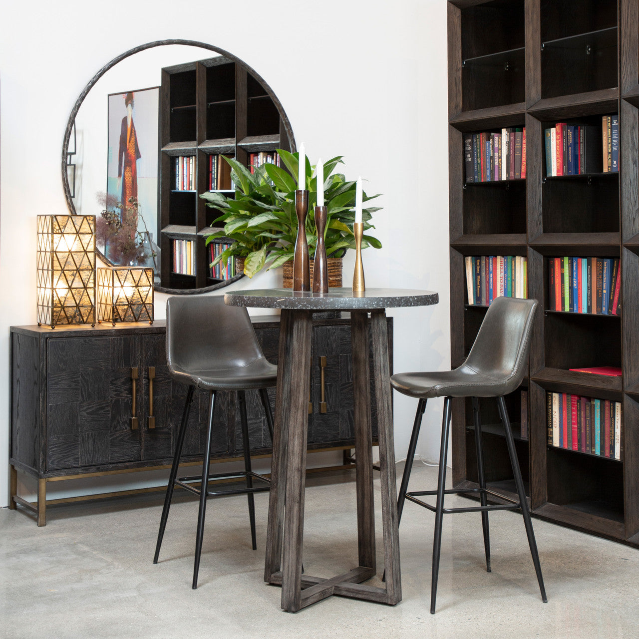 Eloa Bookcase 24"