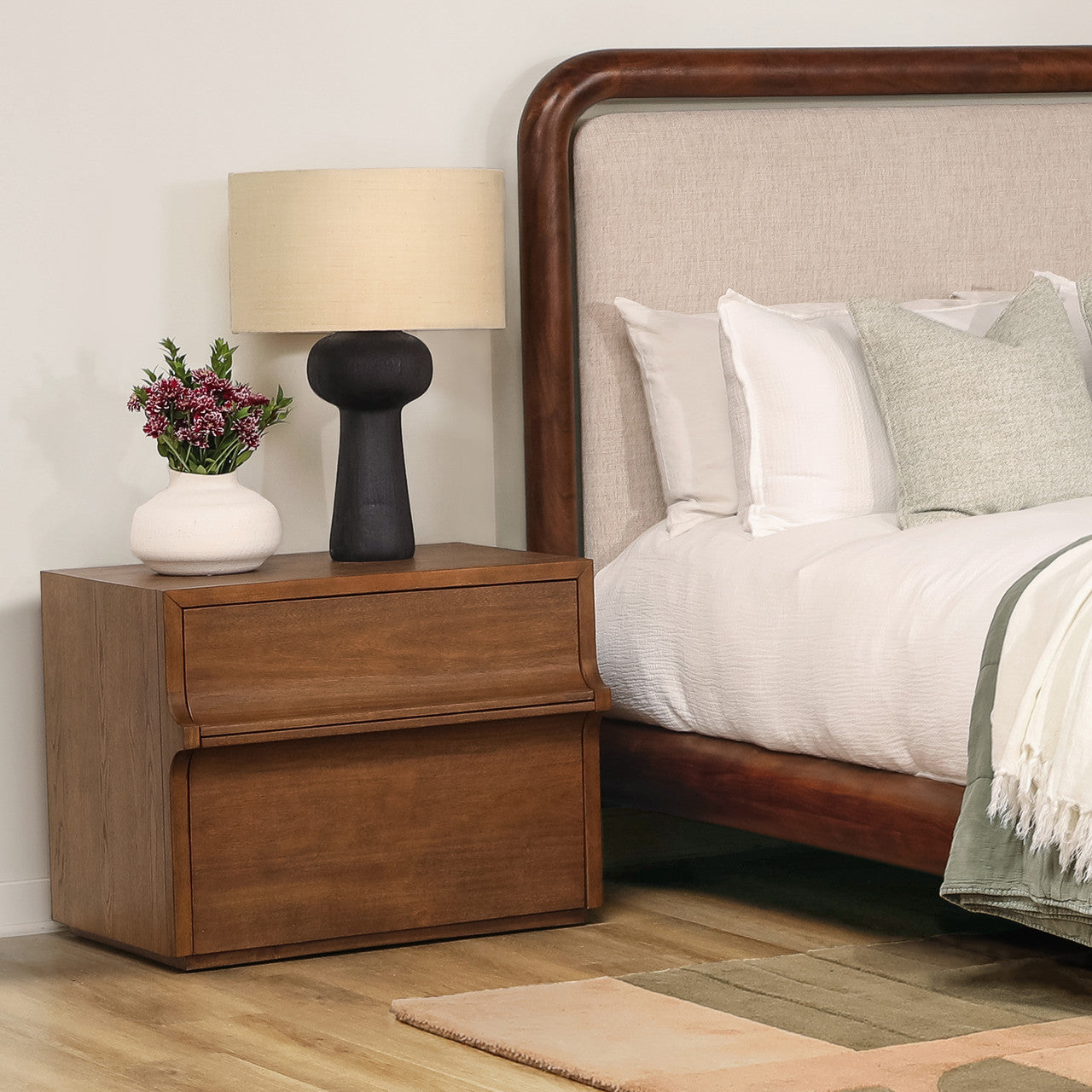 Lorraina Table Lamp 16"