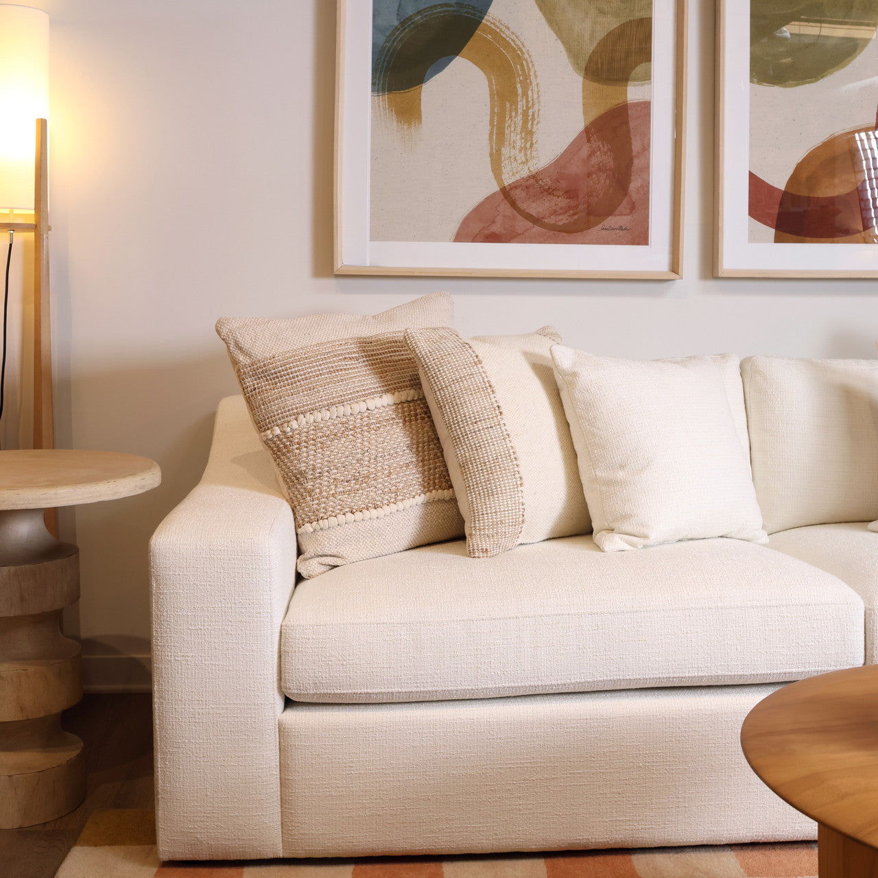 Zafiro Pillow 20"