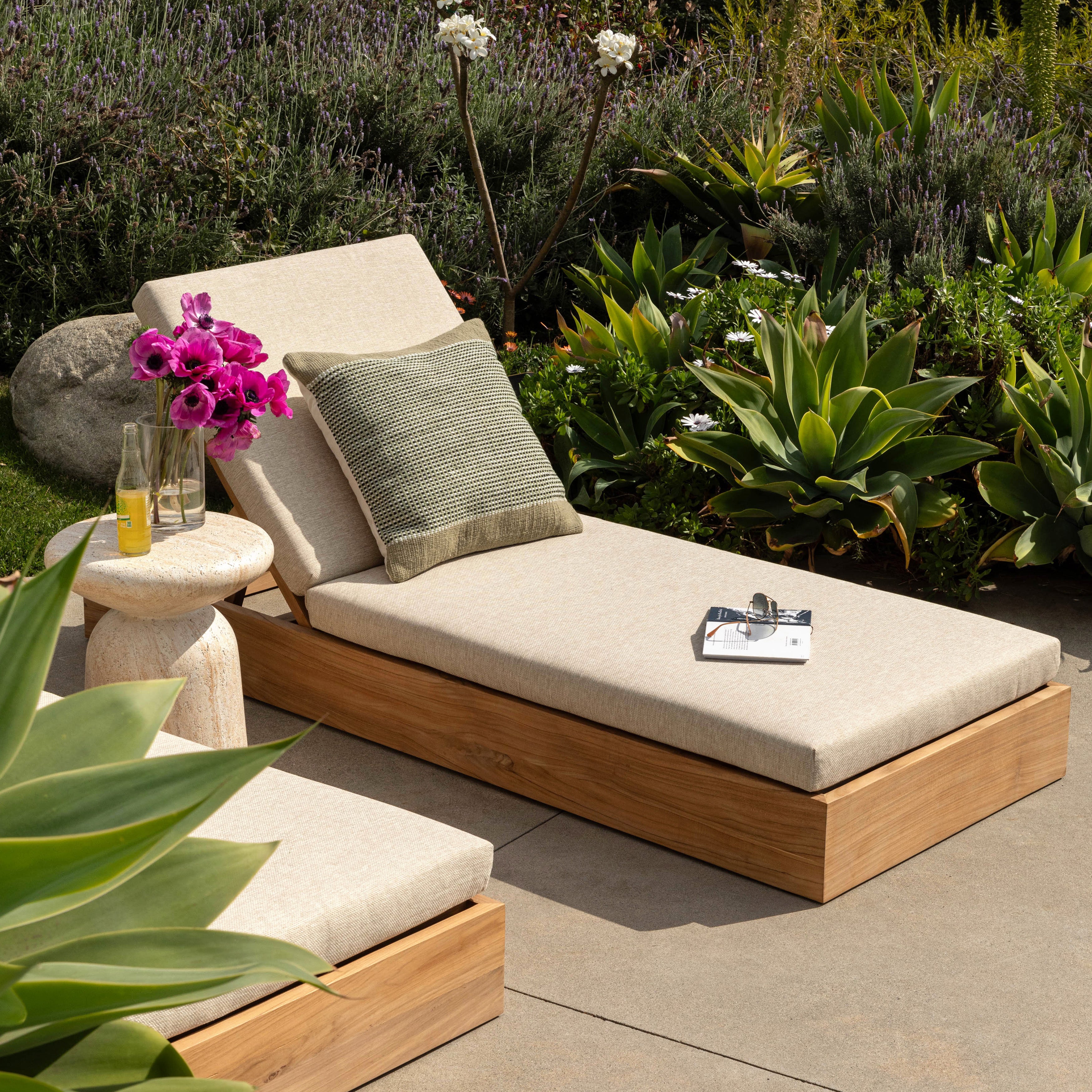 Darlene Outdoor Chaise