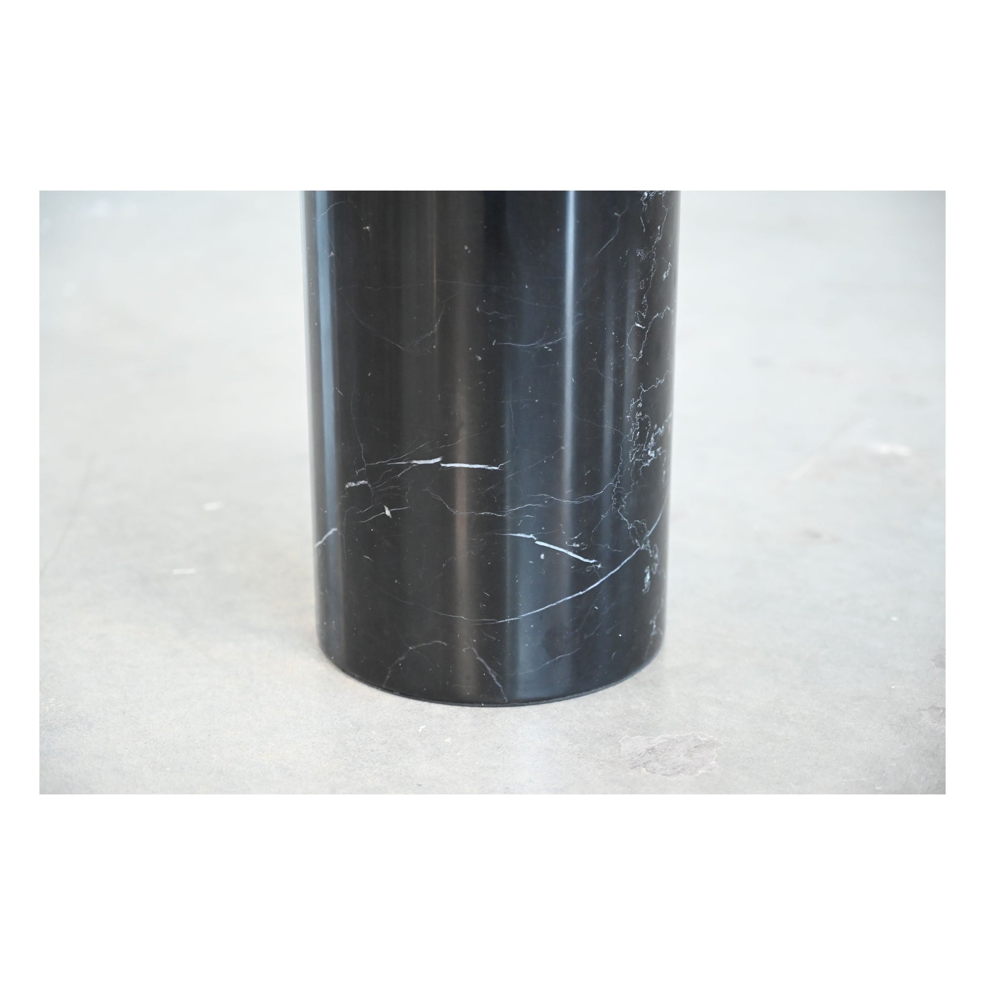 Duro End Table Tall by Mobital - image 3
