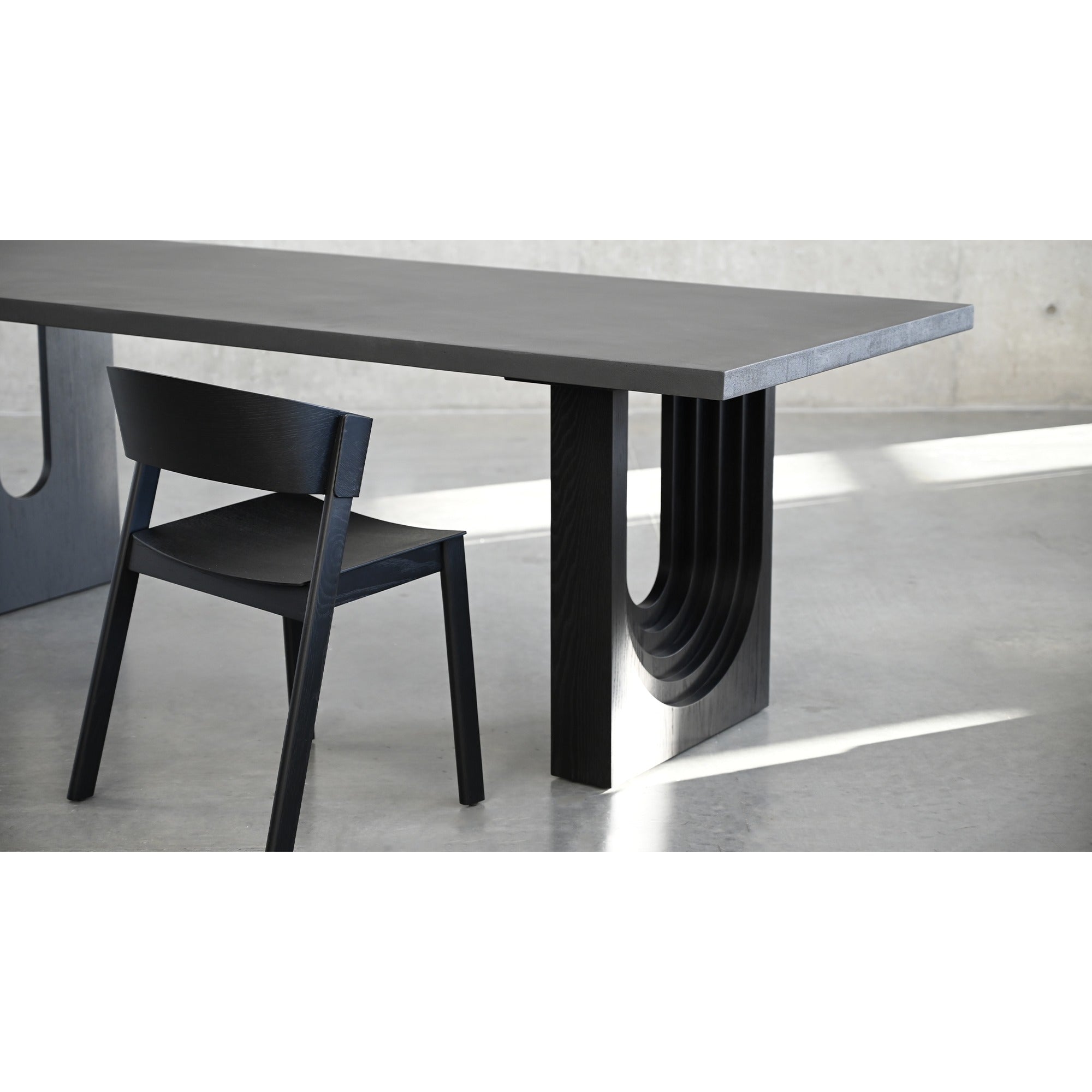 Echo Dining Table by Mobital - image 4