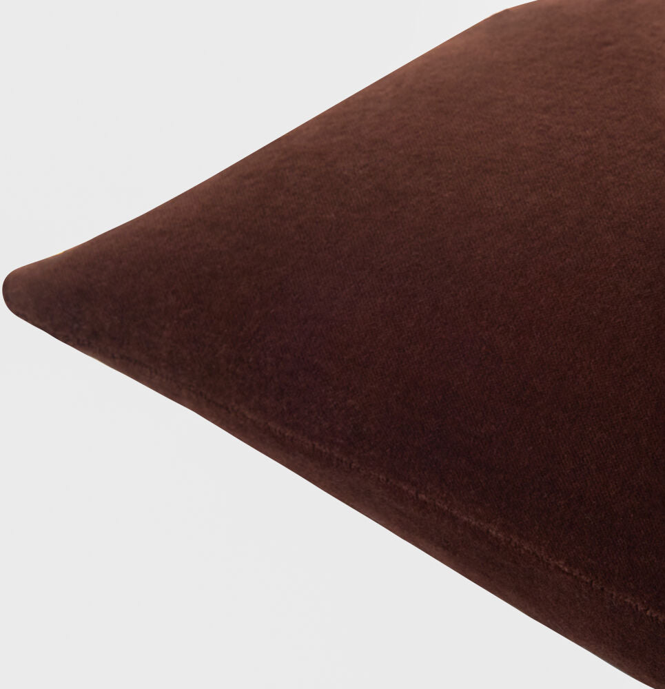 Elton Lumbar Pillow ELT-005 - corner