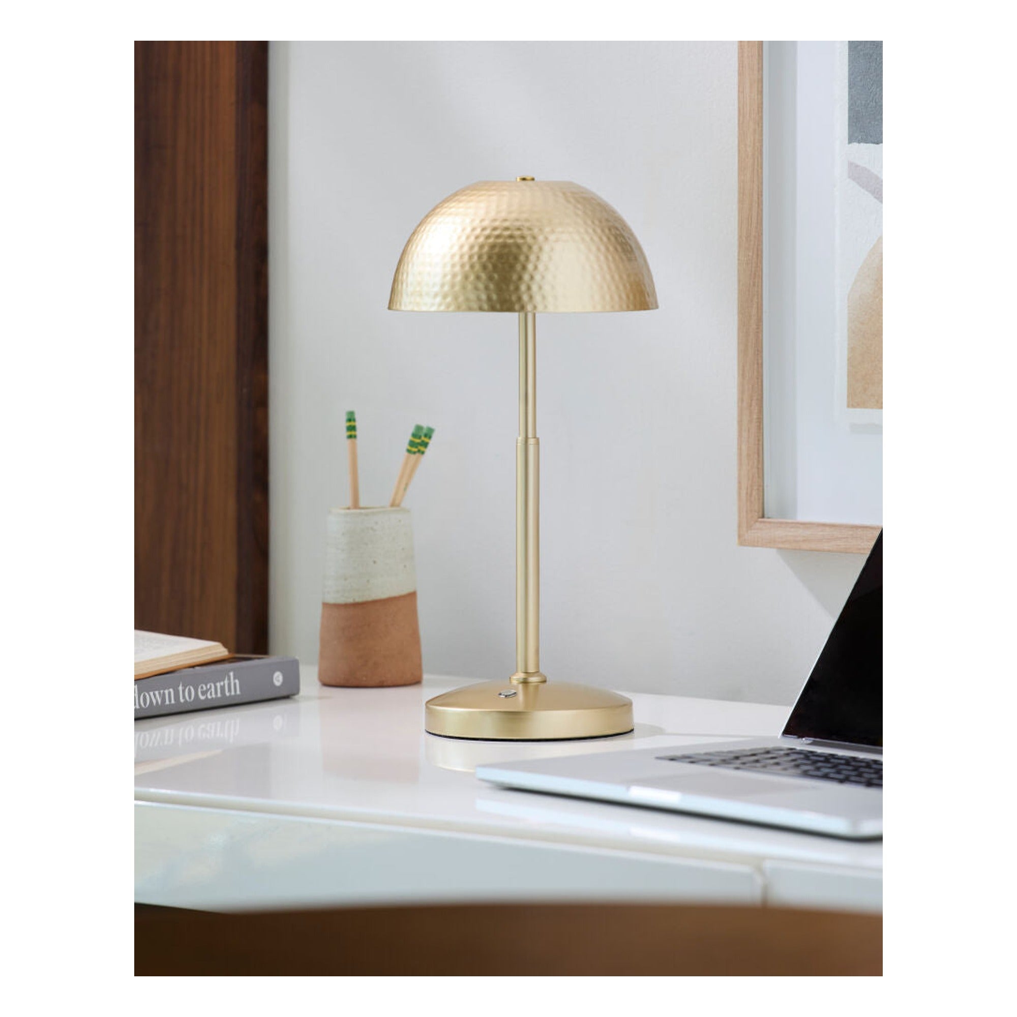 Elvas Accent Table Lamp ELV-001 - styleshot