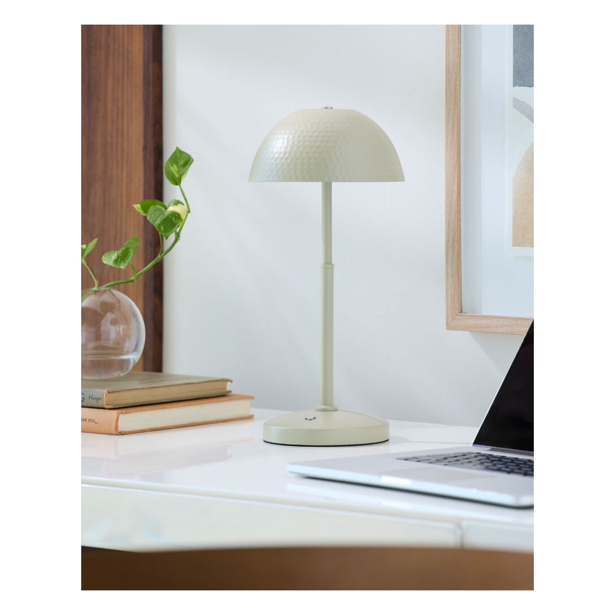 Elvas Accent Table Lamp ELV-005 - styleshot