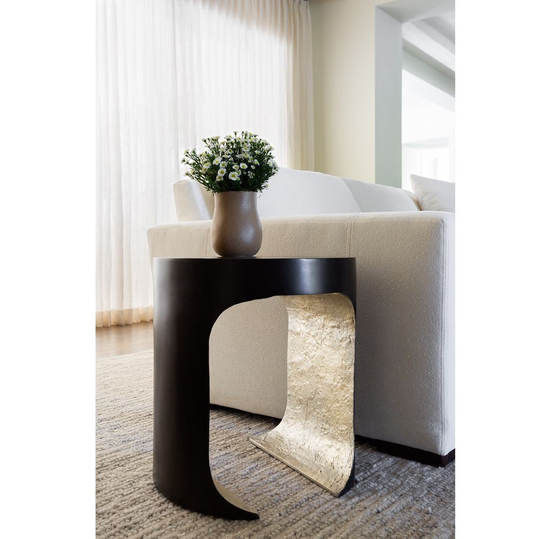 Erinn V X Universal Sonora Side Table