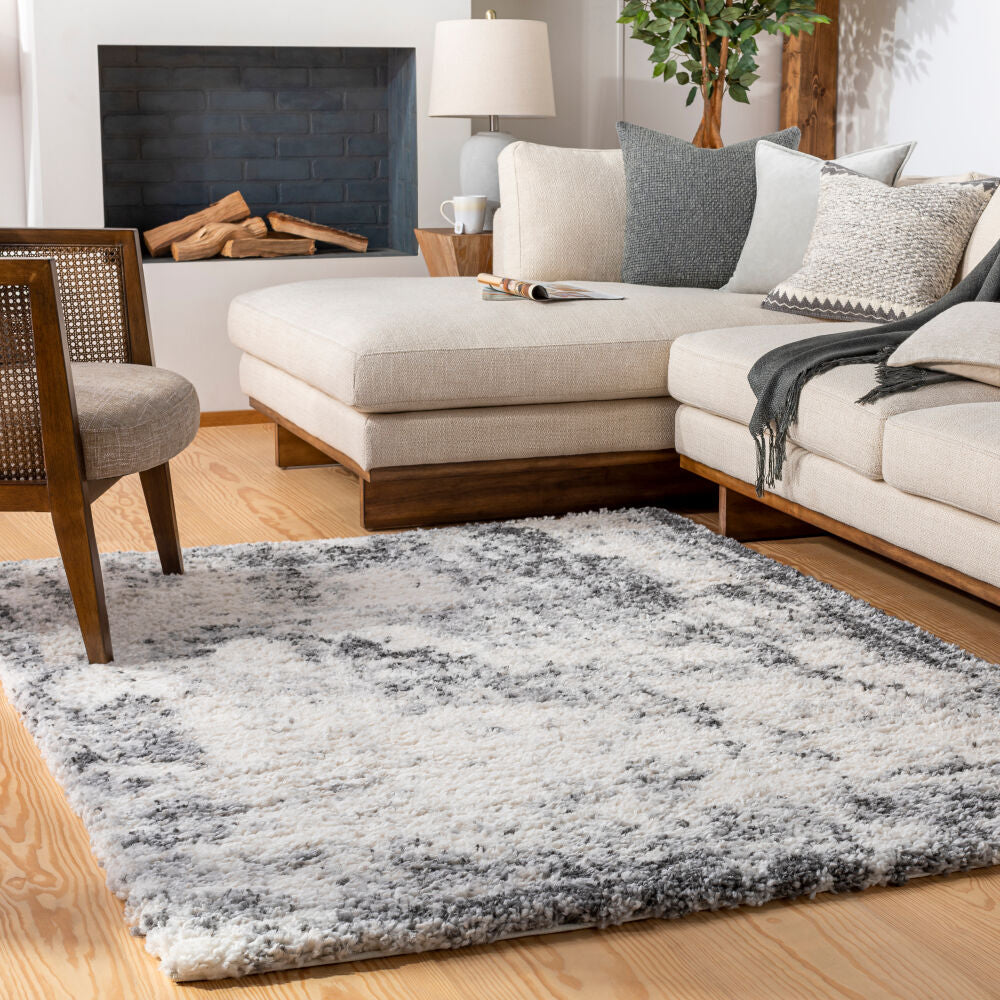 Eskimo Shag Black/Medium Gray Machine Woven Rug - roomscene