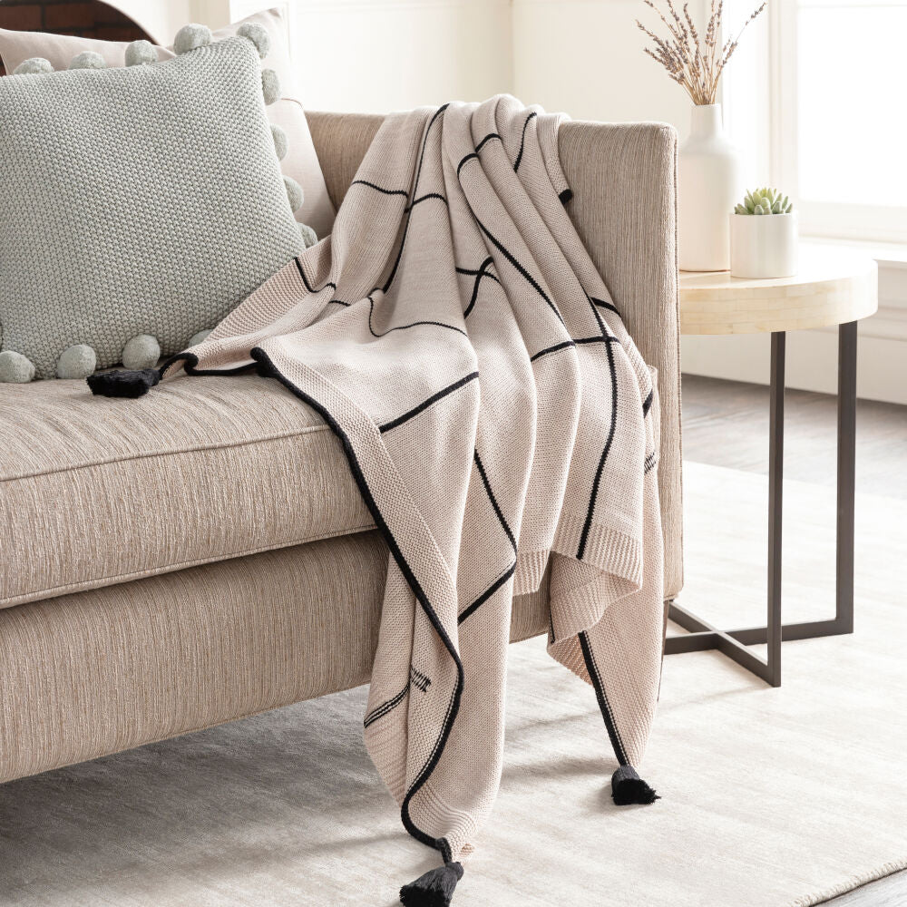 Fleck Throw - styleshot