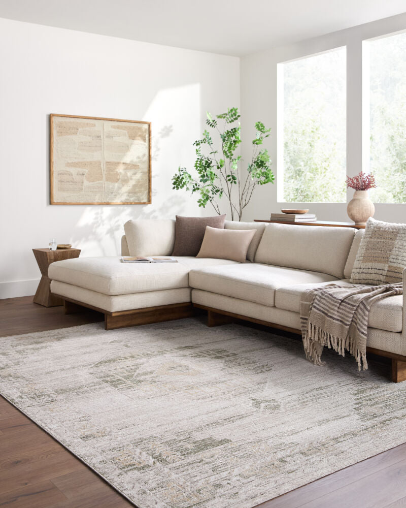Fifth Avenue Light Gray/Taupe Machine Woven Rug FIF-2307 - roomscene