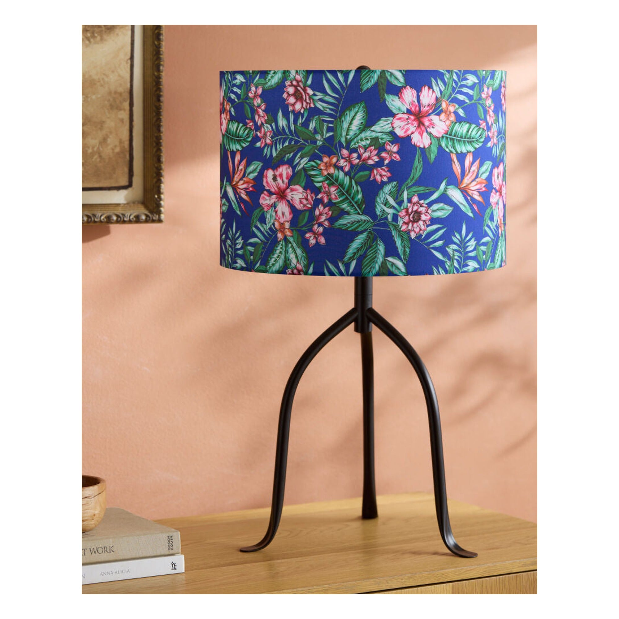 Floriva Accent Table Lamp FLVR-007 - styleshot