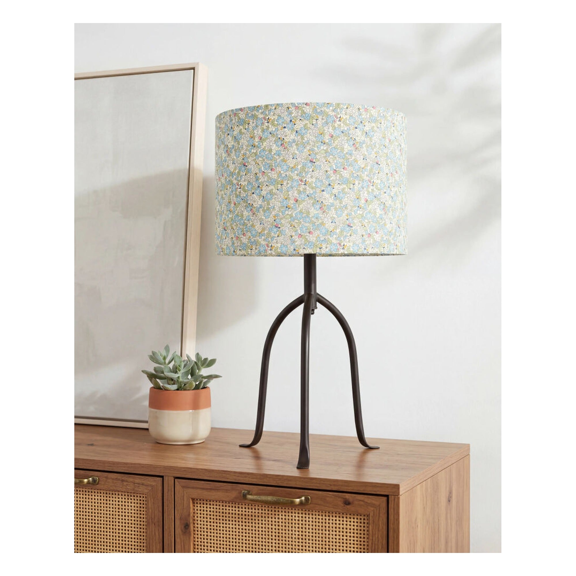 Floriva Accent Table Lamp FLVR-008 - styleshot