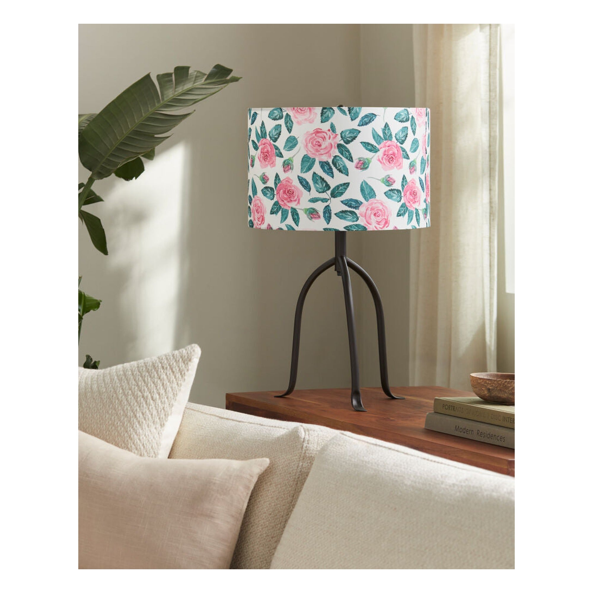 Floriva Accent Table Lamp FLVR-010 - styleshot
