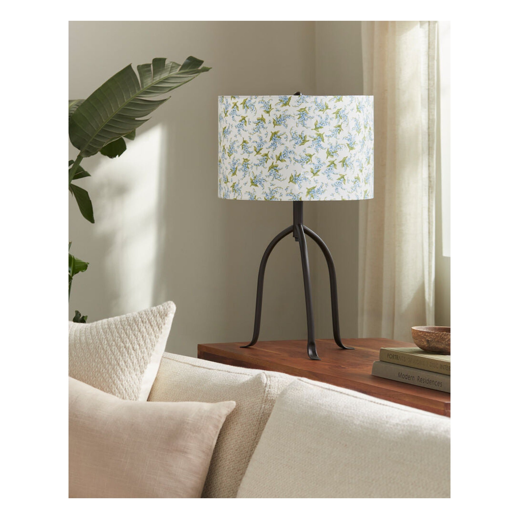 Floriva Accent Table Lamp FLVR-013 - styleshot