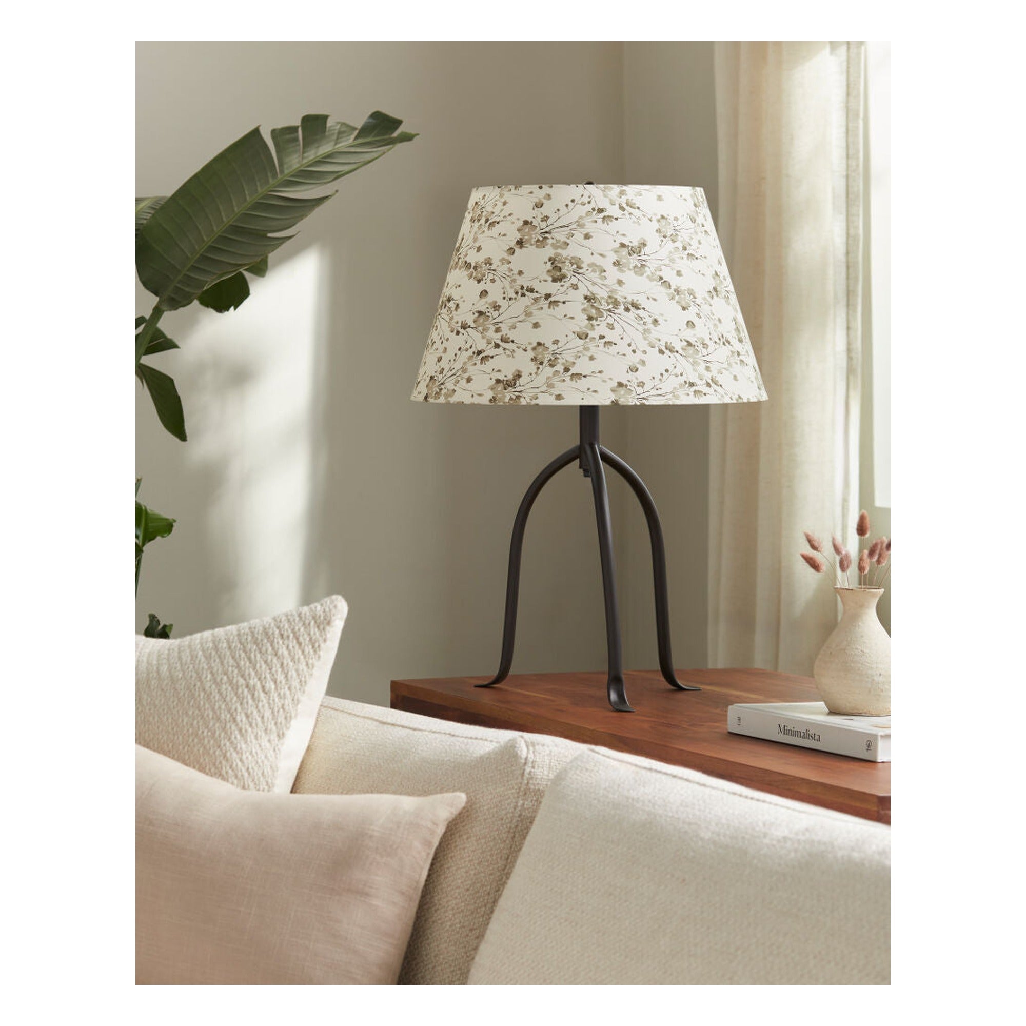 Floriva Accent Table Lamp FLVR-028 - styleshot