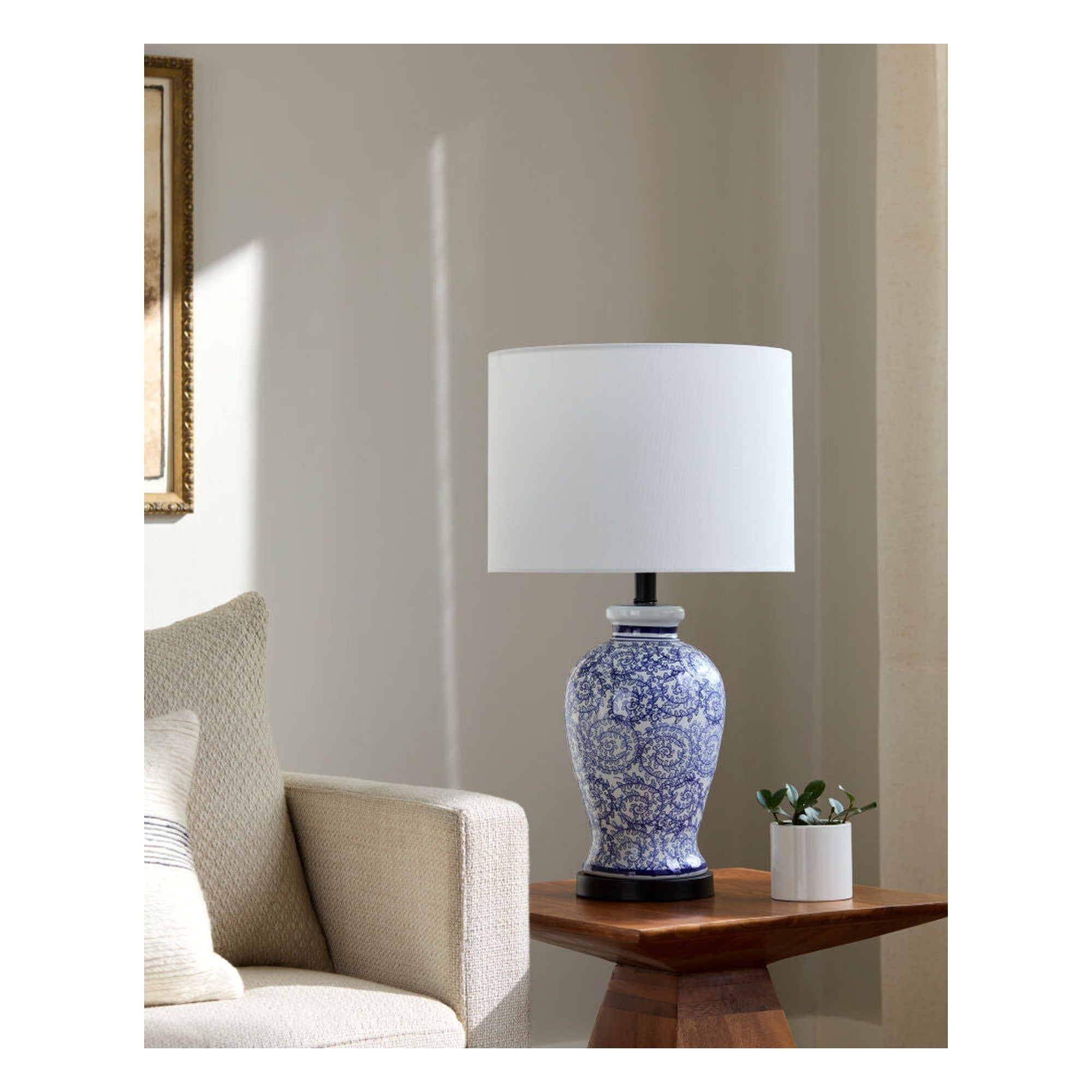Florezia Accent Table Lamp FLZI-002 - styleshot