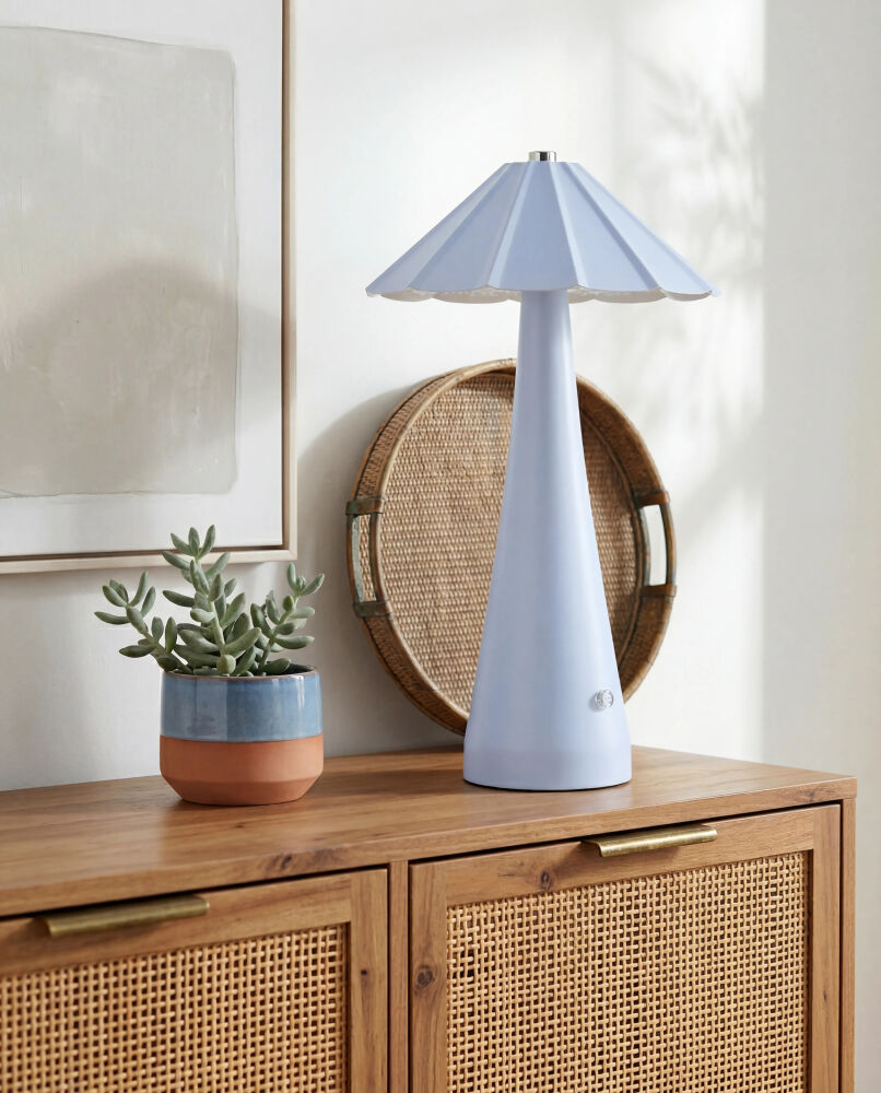 Furnas Accent Table Lamp FRN-009 - styleshot