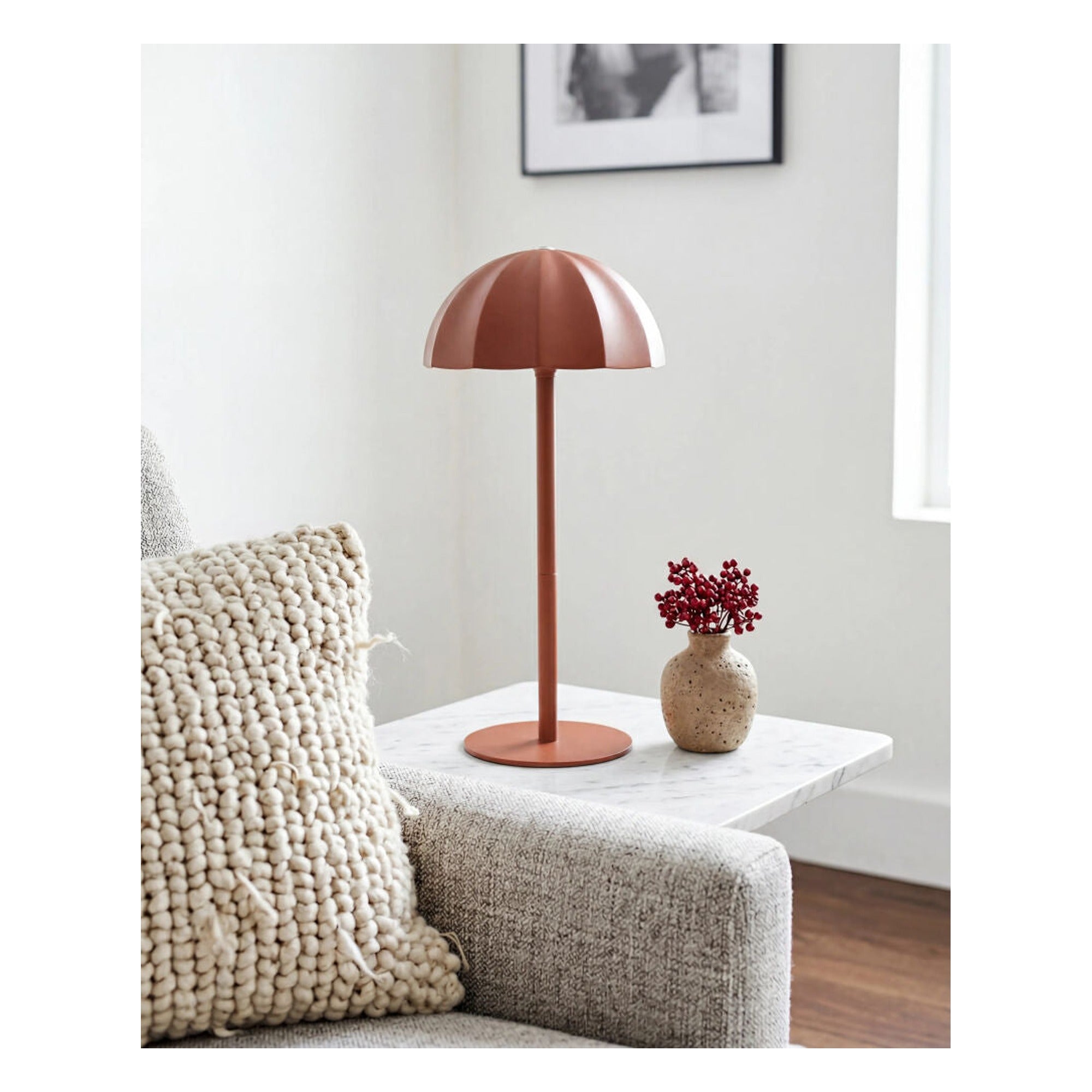 Furnas Accent Table Lamp FRN-014 - styleshot