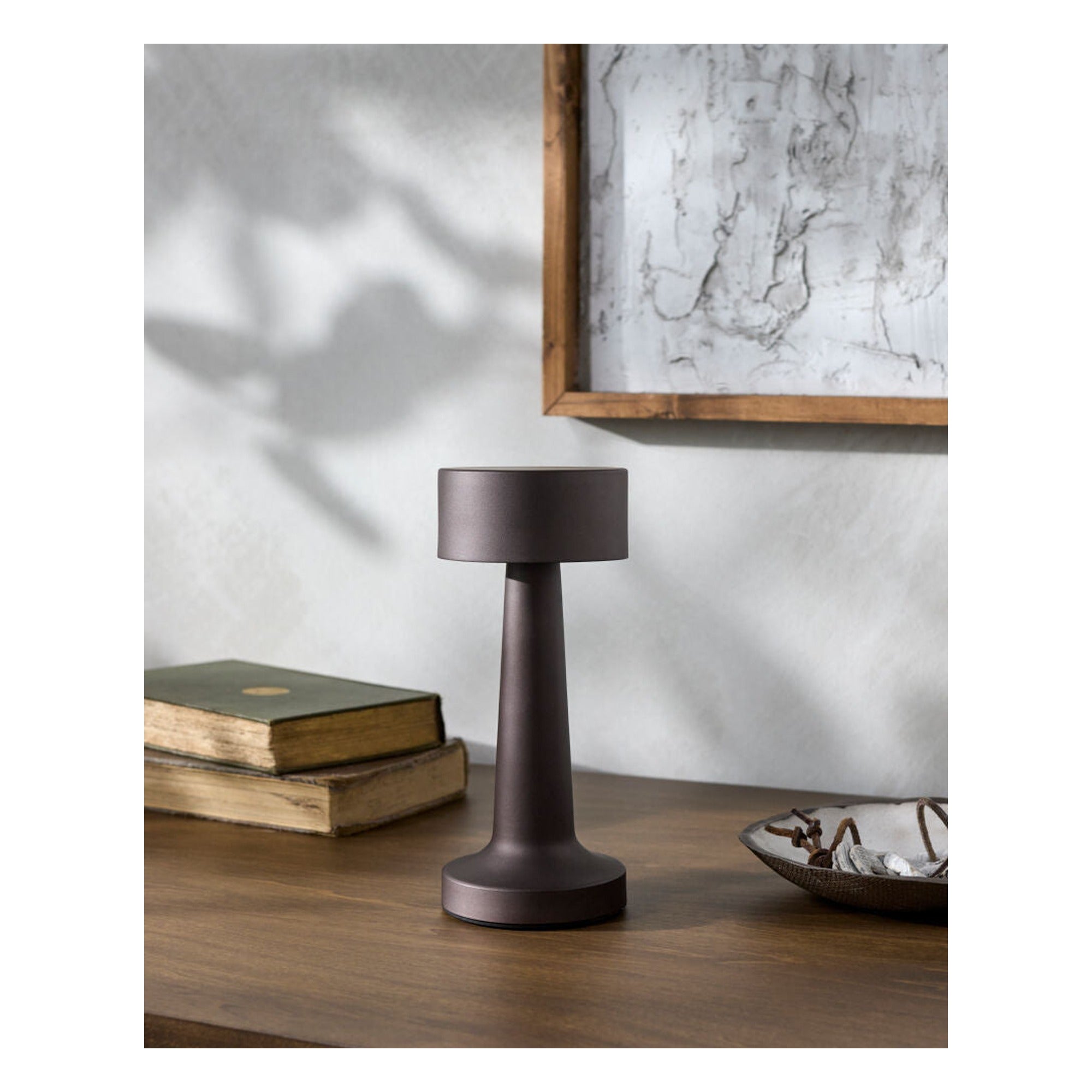 Furnas Accent Table Lamp FRN-024 - styleshot
