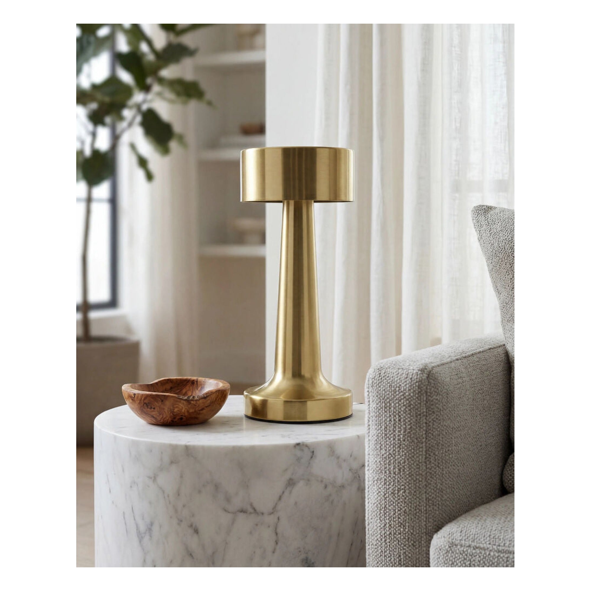 Furnas Accent Table Lamp FRN-025 - styleshot