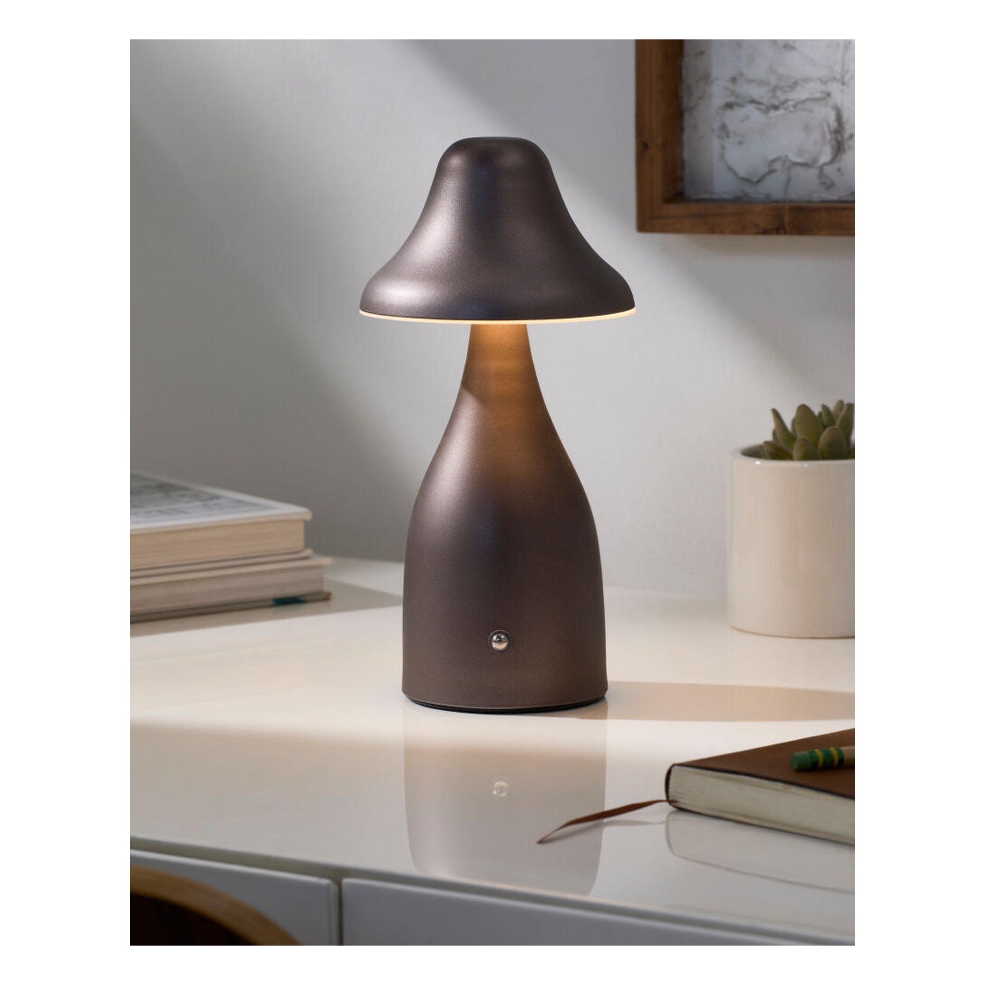 Furnas Accent Table Lamp FRN-026 - styleshot