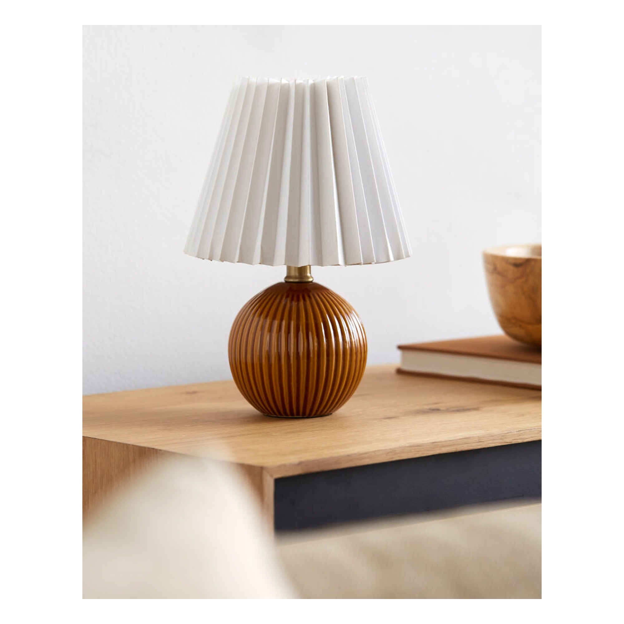 Ferez Accent Table Lamp FRZ-001 - styleshot