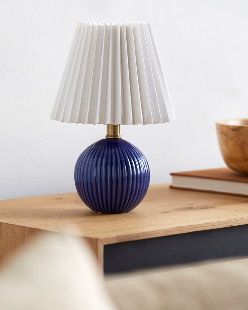 Ferez Accent Table Lamp FRZ-005 - styleshot