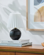 Ferez Accent Table Lamp FRZ-006 - styleshot