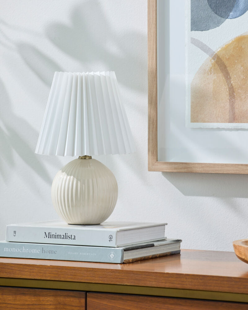 Ferez Accent Table Lamp FRZ-007 - styleshot