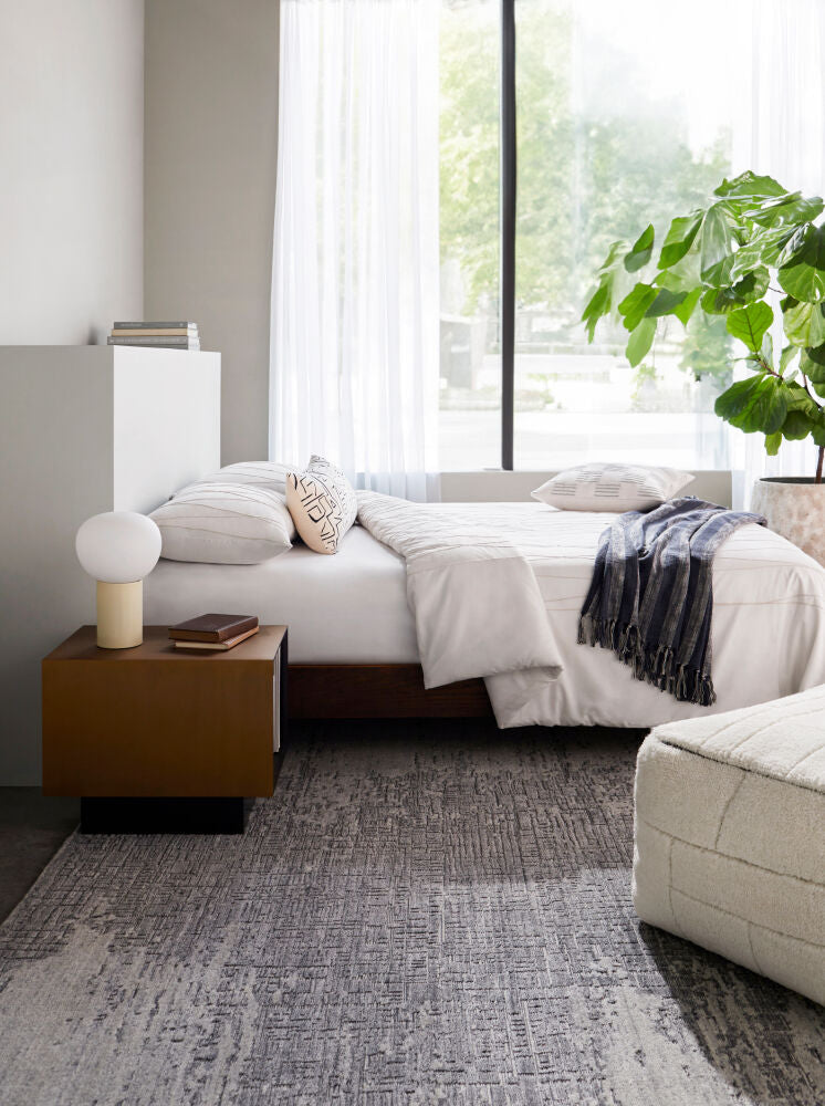 Verve Accent Table Lamp VRC-003 - roomscene